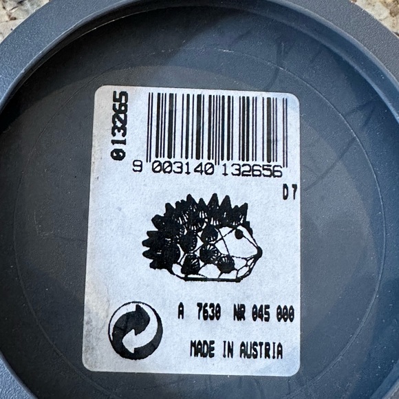 Vintage Swarovski Crystal Hesgehog (1985) - Picture 4 of 6